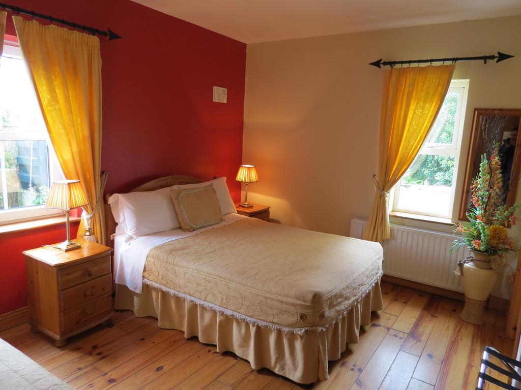 Grey Gables B&B Ennis Exteriör bild